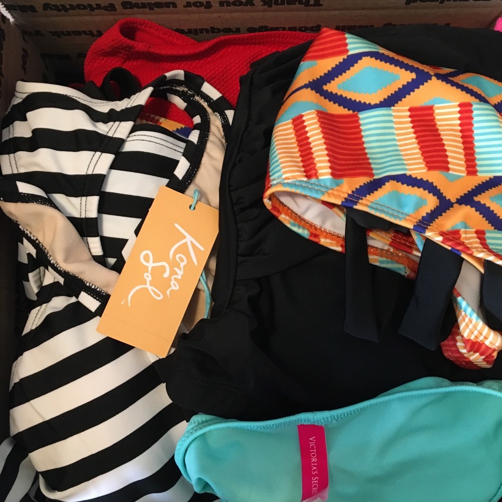 25 Piece Mystery Swim Reseller Box